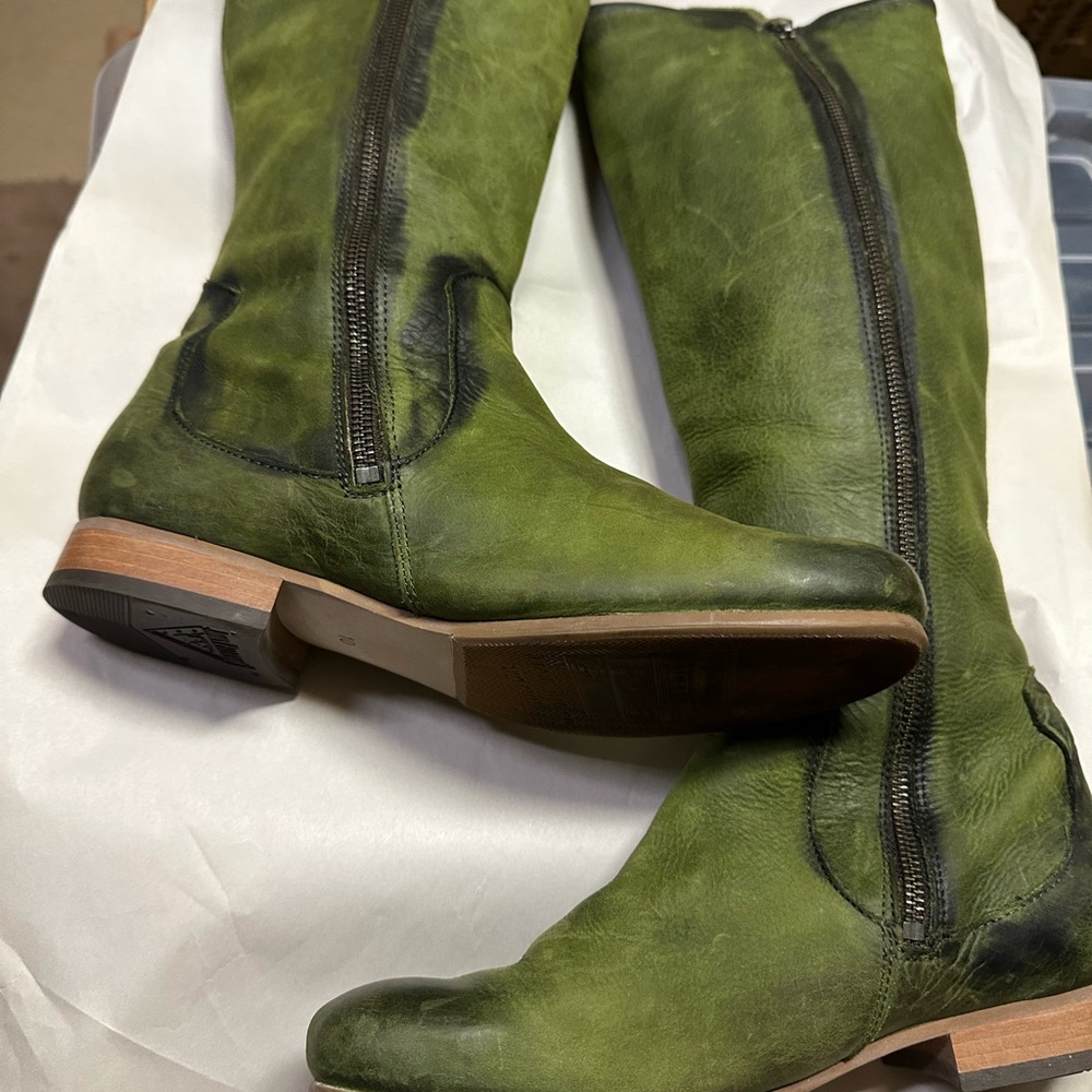 John Fluevog amazing green leather boots
